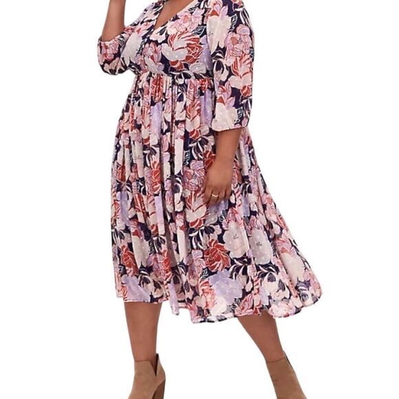 torrid Dresses & Skirts - Torrid Floral Swiss Dot Dress